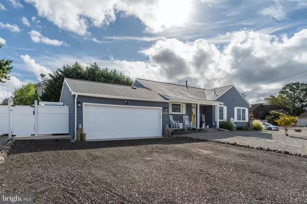 Manahawkin, NJ 08050,275 JENNINGS RD