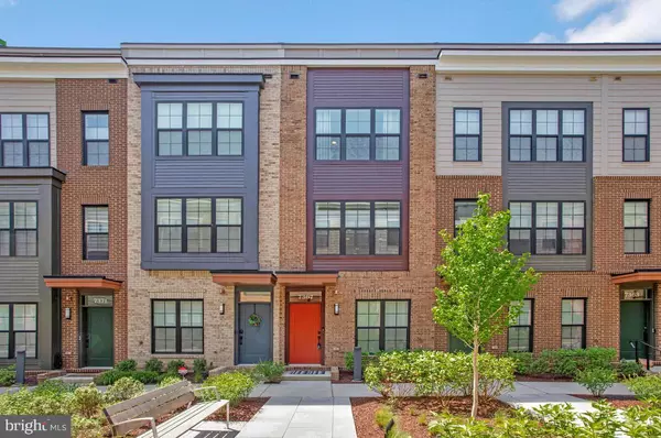 Falls Church, VA 22042,7367 BLADE DR