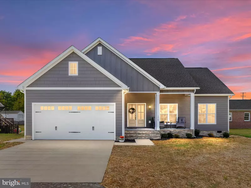 176 S. VIRGINIA STREET, Strasburg, VA 22641