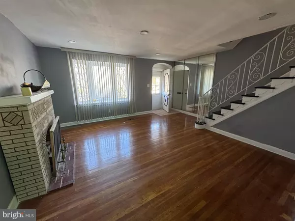 Philadelphia, PA 19142,6738 GROVERS AVE