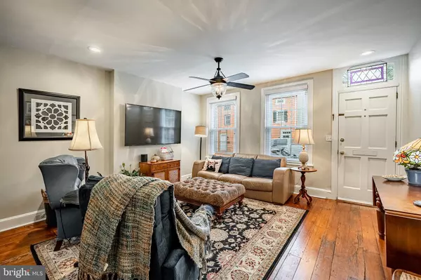 West Chester, PA 19382,122 W UNION ST