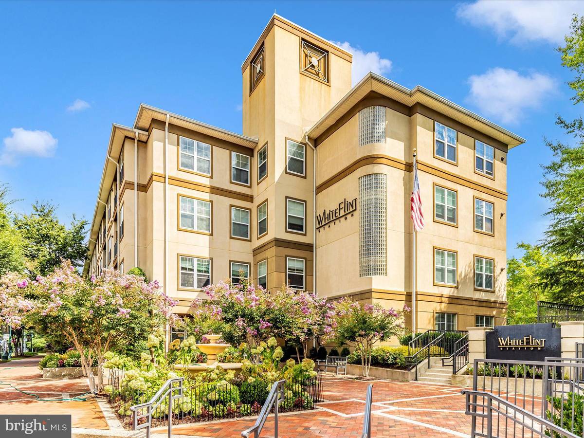 Rockville, MD 20852,11800 OLD GEORGETOWN #1207