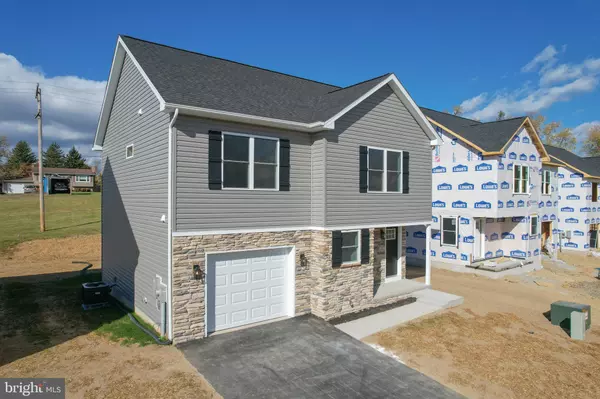 Martinsburg, WV 25401,517 S. SPRING ST