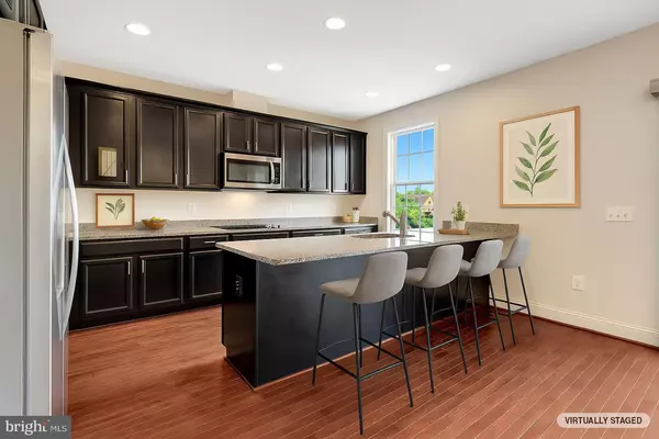 Manassas, VA 20110,8854 ORCHARD LN