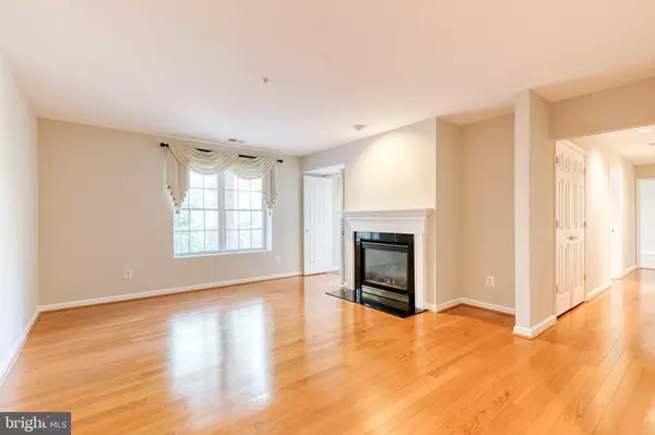 Lutherville Timonium, MD 21093,600 STRAFFAN DR #304