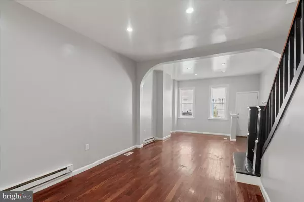 Philadelphia, PA 19145,1910 MCCLELLAN ST