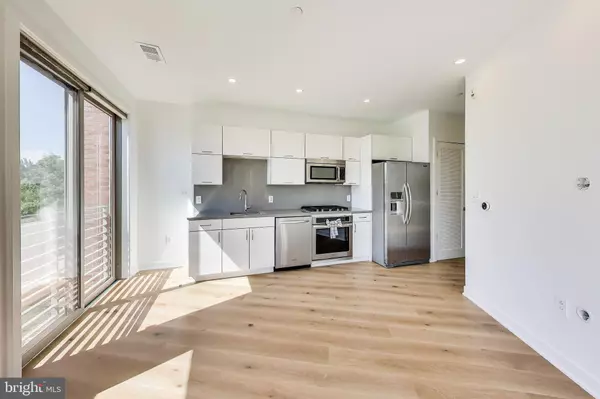 Washington, DC 20002,1350 MARYLAND AVE NE #205