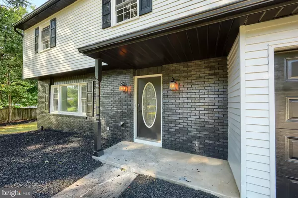 York, PA 17407,662 ENSMINGER DR