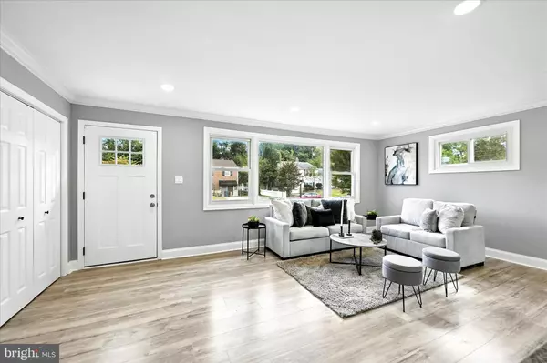 Catonsville, MD 21228,602 ARLEWOOD RD