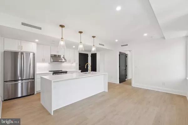 Philadelphia, PA 19103,135 S 19TH ST #406