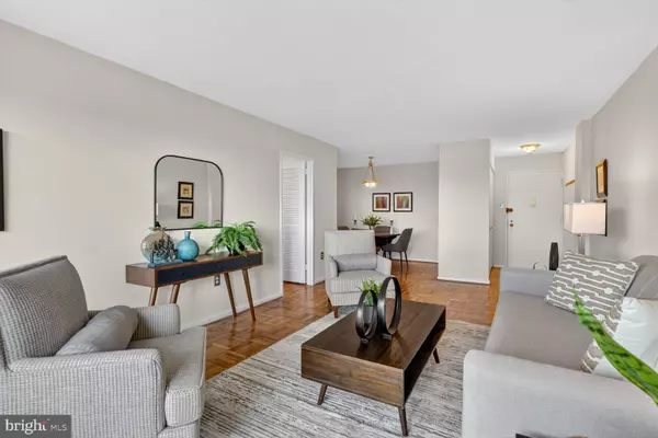 Washington, DC 20024,700 7TH ST SW #716