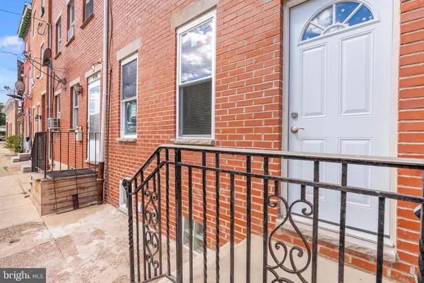 Philadelphia, PA 19147,923 REED ST