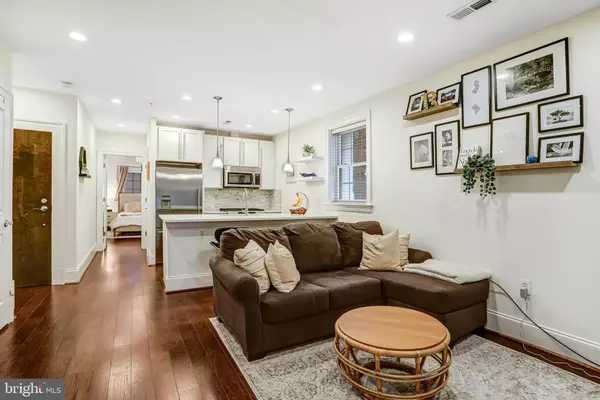 Washington, DC 20007,3937 DAVIS PL NW #1