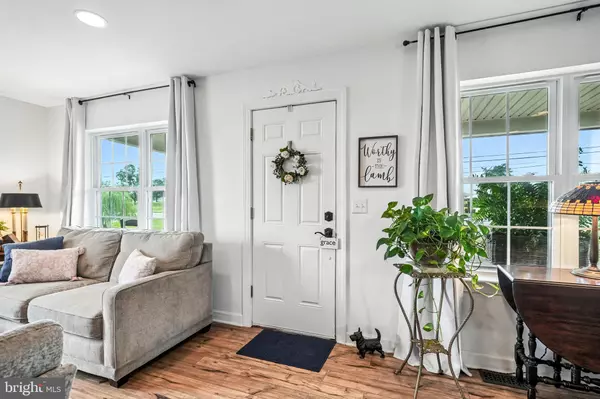 Vineland, NJ 08360,517 N HARDING HWY