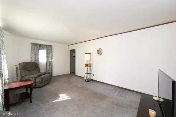 National Park, NJ 08063,219 N 2ND ST