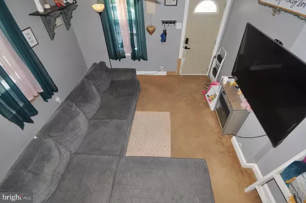 Woodbury, NJ 08096,34 CHESTNUT ST