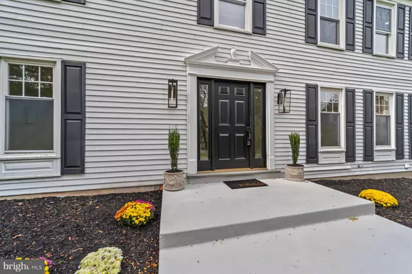 Lawrenceville, NJ 08648,8 KNOX CT