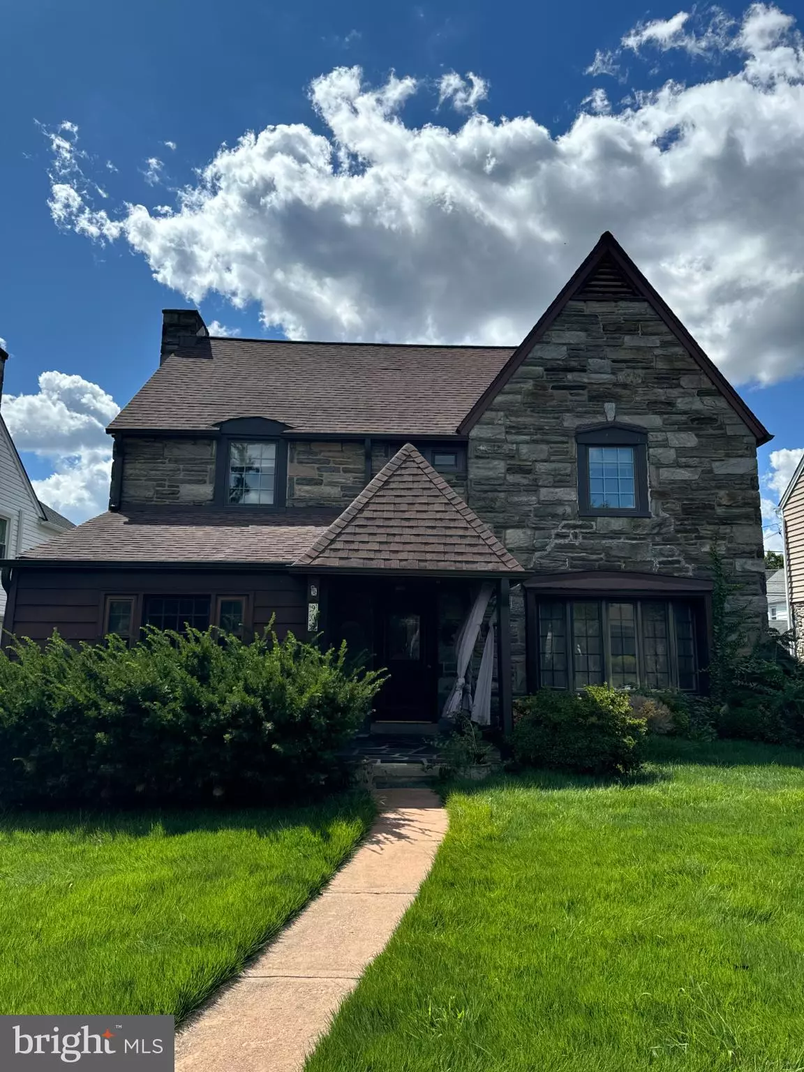 Drexel Hill, PA 19026,908 BLYTHE AVE