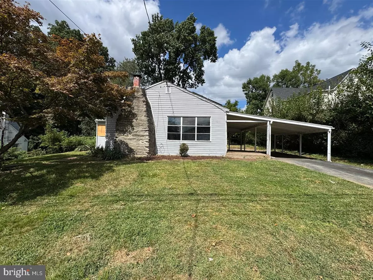 Glenolden, PA 19036,41 RAILROAD AVE