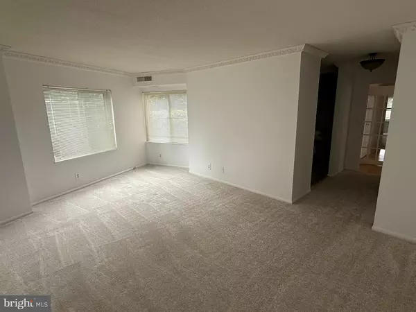 Mclean, VA 22102,8340 GREENSBORO DR #126