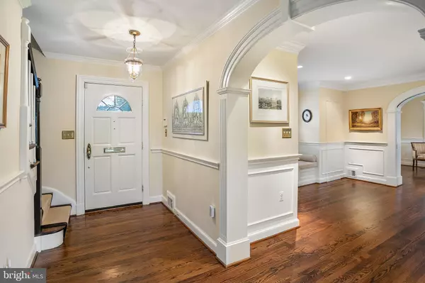 Chevy Chase, MD 20815,8126 KERRY LN