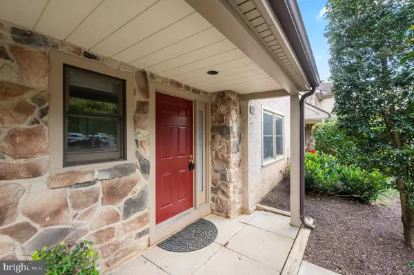 13 WOODSTREAM DR, Chesterbrook, PA 19087