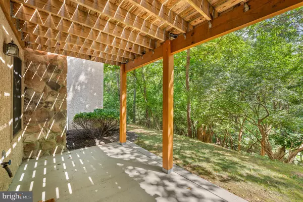 Chesterbrook, PA 19087,13 WOODSTREAM DR