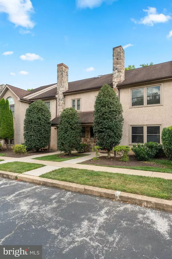 Chesterbrook, PA 19087,13 WOODSTREAM DR