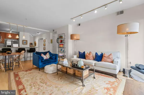 Washington, DC 20009,2412 17TH ST NW #301