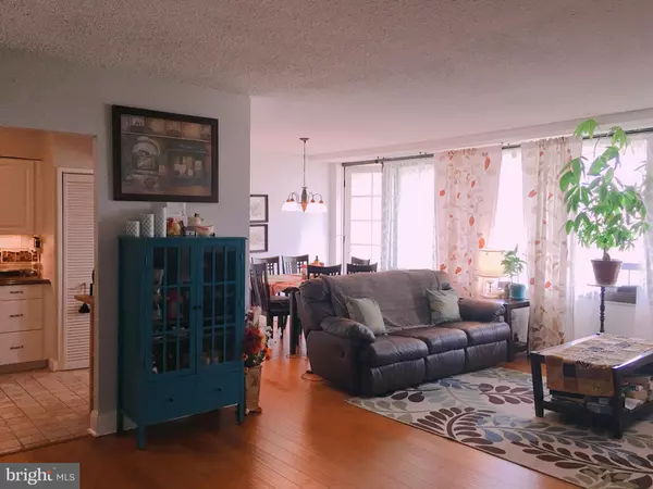 Alexandria, VA 22304,5500 HOLMES RUN PKWY #1404