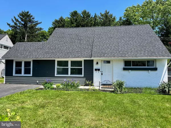 Levittown, PA 19055,52 KENWOOD DR N #N