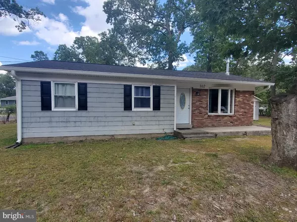 302 LAKEVIEW BLVD, Browns Mills, NJ 08015