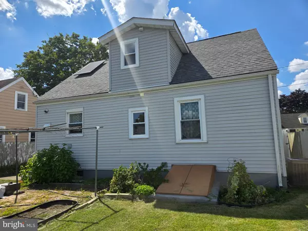 Hamilton, NJ 08609,194 ATLANTIC AVE