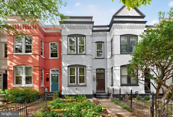 Washington, DC 20003,407 KENTUCKY AVE SE