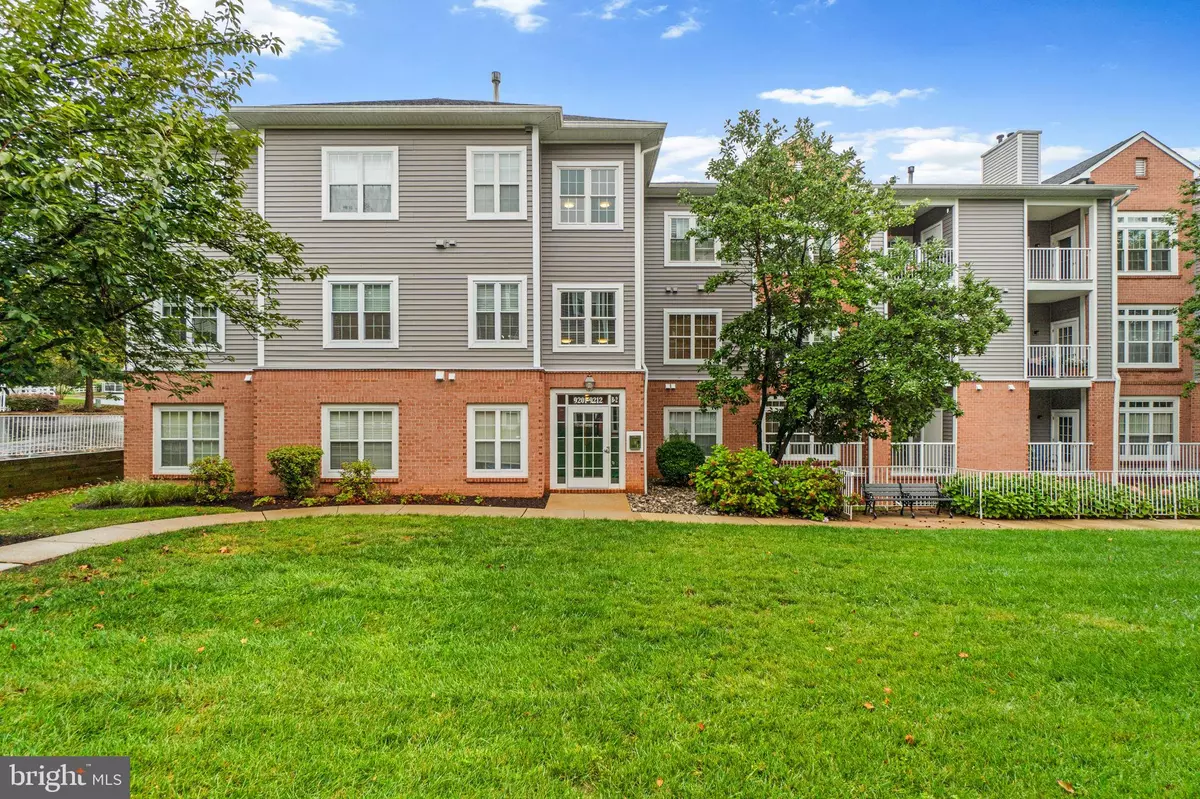 Owings Mills, MD 21117,9205 GROFFS MILL DR #9205