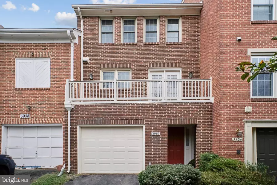 5936 MUNSON CT, Falls Church, VA 22041