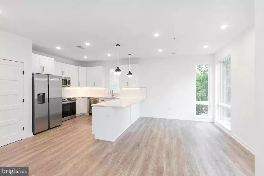 719 N 16TH ST #4, Philadelphia, PA 19130