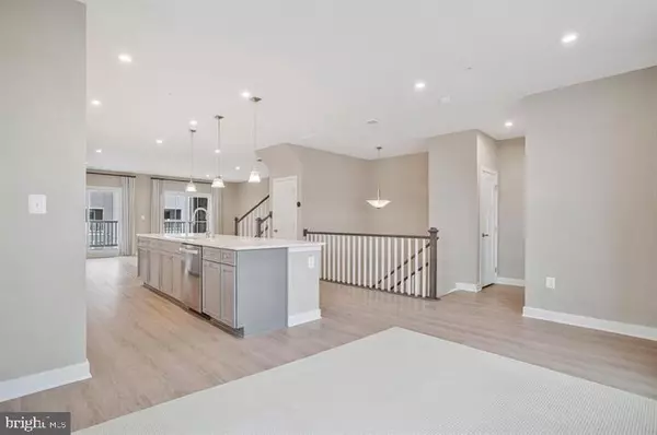 Bowie, MD 20716,232 MATISSE PLACE #1012D