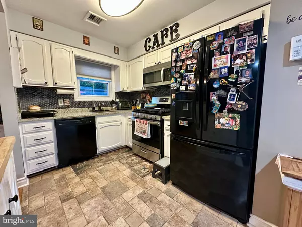 Bristol, PA 19007,114 MIFFLIN ST