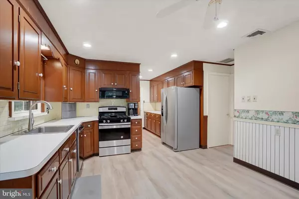 York, PA 17403,398 EDGEHILL RD