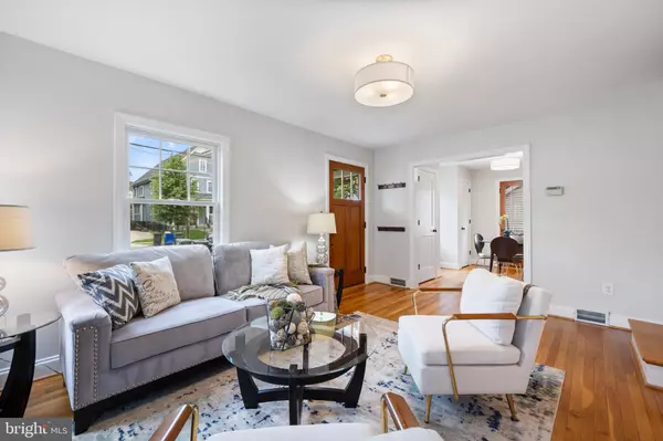 Arlington, VA 22205,2013 N MADISON ST