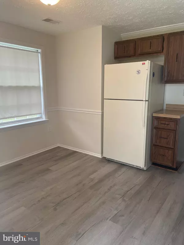 Waldorf, MD 20602,2409 YORK CT