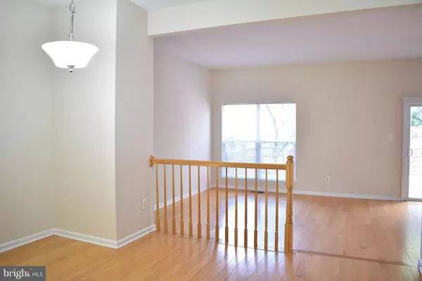 Fairfax, VA 22030,4617 BUCKHORN RDG