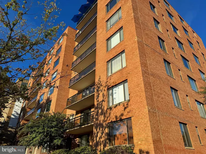 3315 WISCONSIN AVE NW #B1, Washington, DC 20016