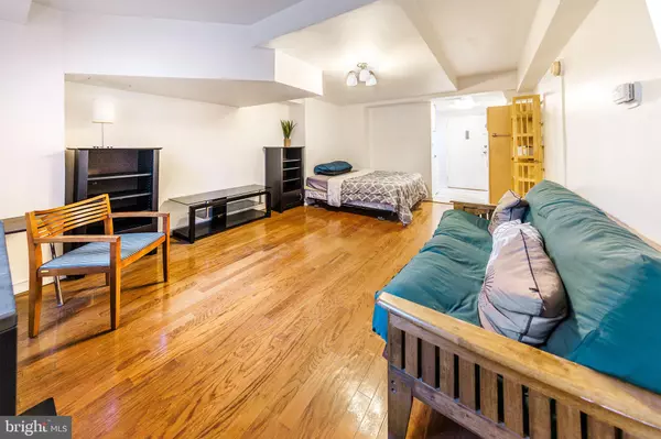 Washington, DC 20016,3315 WISCONSIN AVE NW #B1