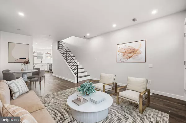 1228 S HARMONY ST, Philadelphia, PA 19146