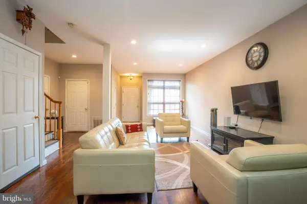 East Windsor, NJ 08520,76 TENNYSON