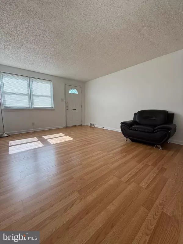 Philadelphia, PA 19149,6340 EASTWOOD ST