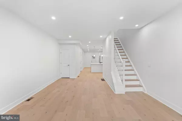 Philadelphia, PA 19143,1214 S 49TH ST