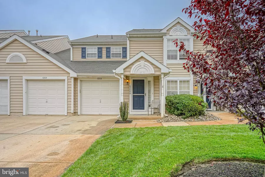 6206-B NORMANDY DR, Mount Laurel, NJ 08054